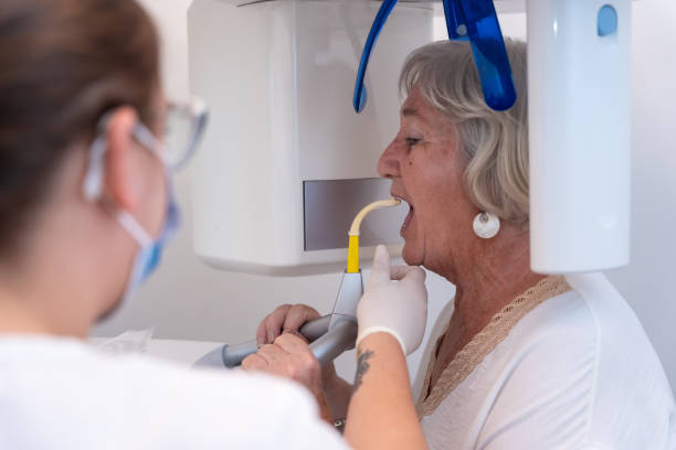 Best Cosmetic Emergency Dentistry in East Cleveland, OH